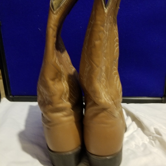 Cowboy boots - Picture 2 of 3